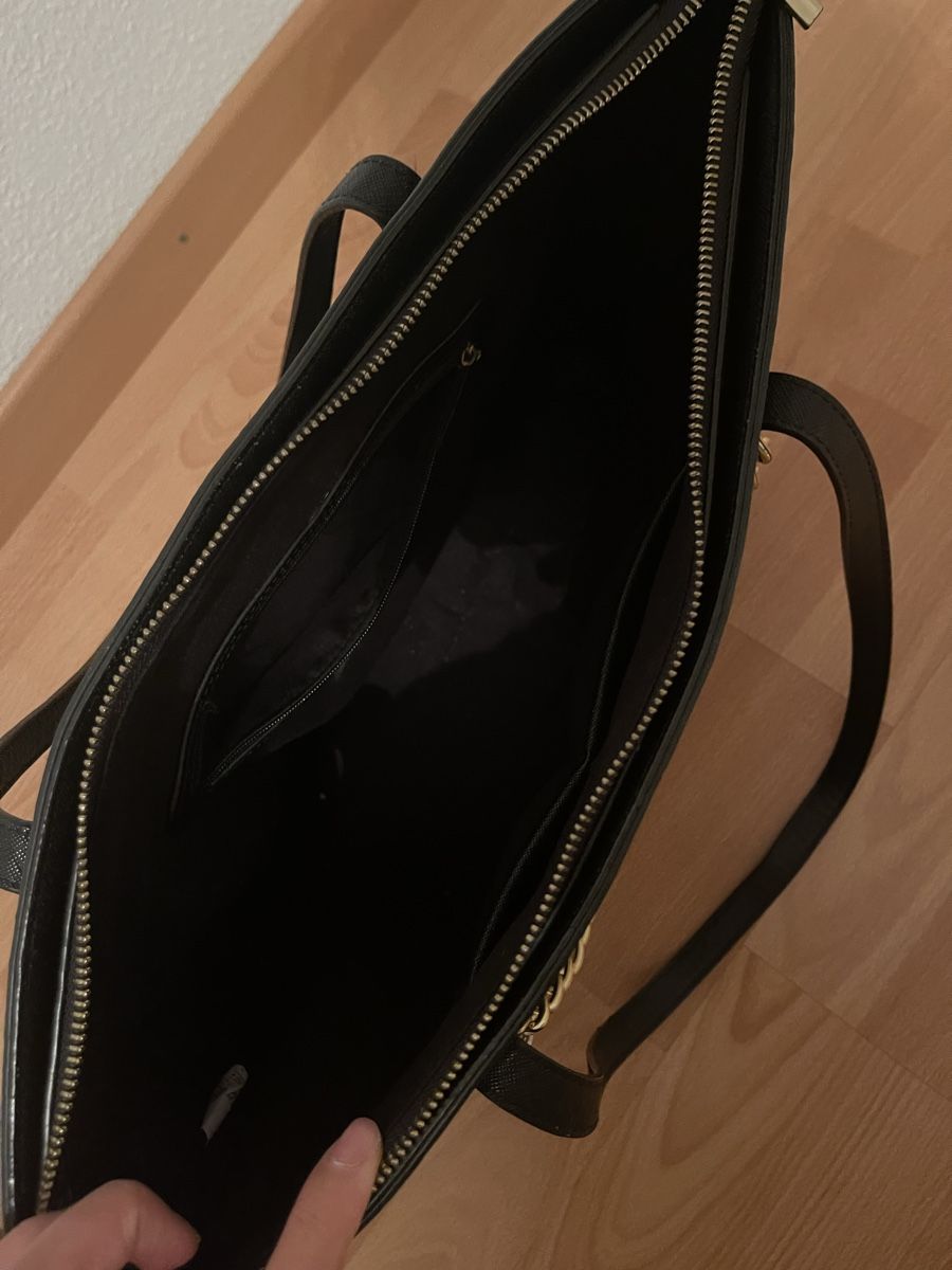 Borse da donna: Schwarze Handtasche – Usato da Horgen venduto da Ed0 1