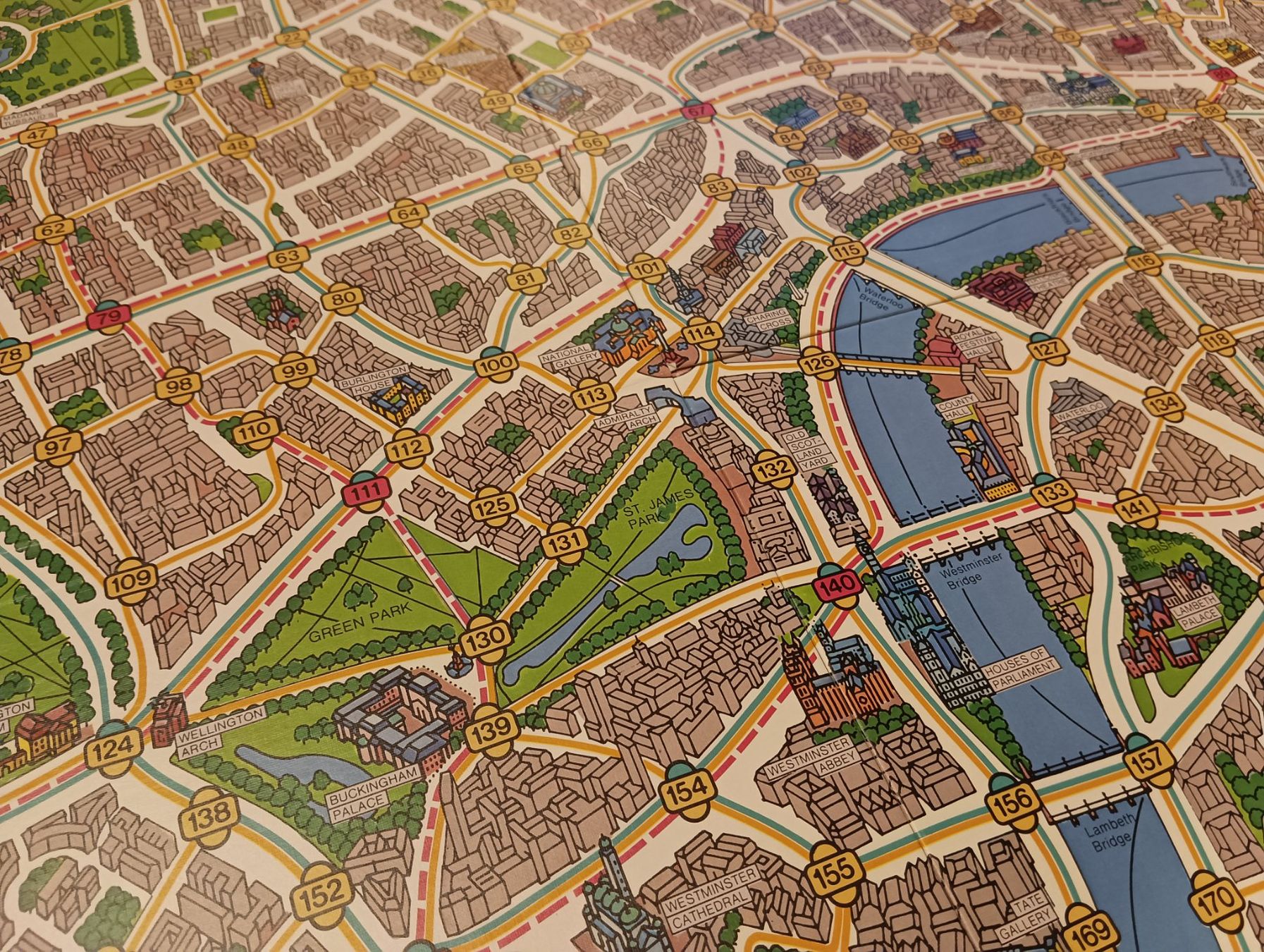 Ravensburger Giochi: Ravensburger - Scotland Yard – Usato da Densbüren venduto da H-76 7