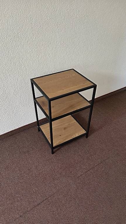 Comodini: 2x Nachttisch / Beistelltisch – Usato da Wabern venduto da StefanX