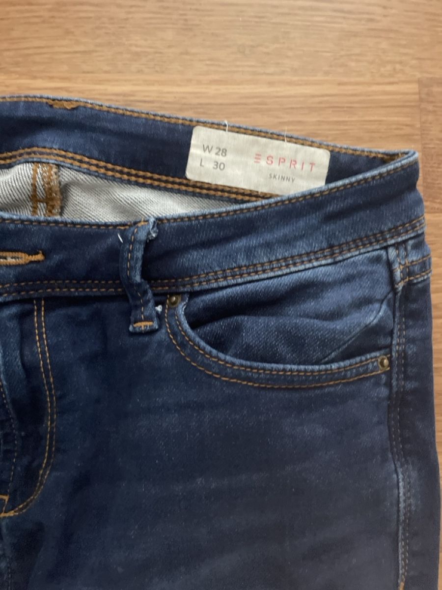 Esprit Jeans: Esprit Hose Gr.28/30 skinny – Usato da Baar venduto da Vili7 1