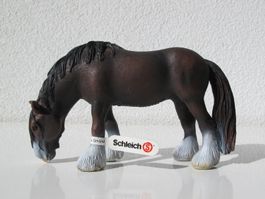 Schleich 13605 Shire Stute, grasend