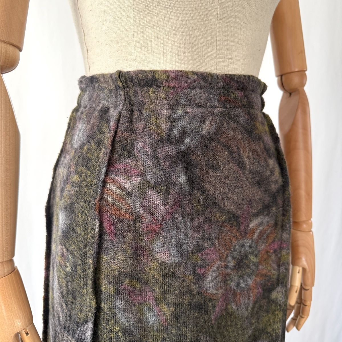 Rundholz Gonne: RUNDHOLZ Wool Skirt – Nuovo (secondo la descrizione) da Emmen venduto da Nightingale_2022 3
