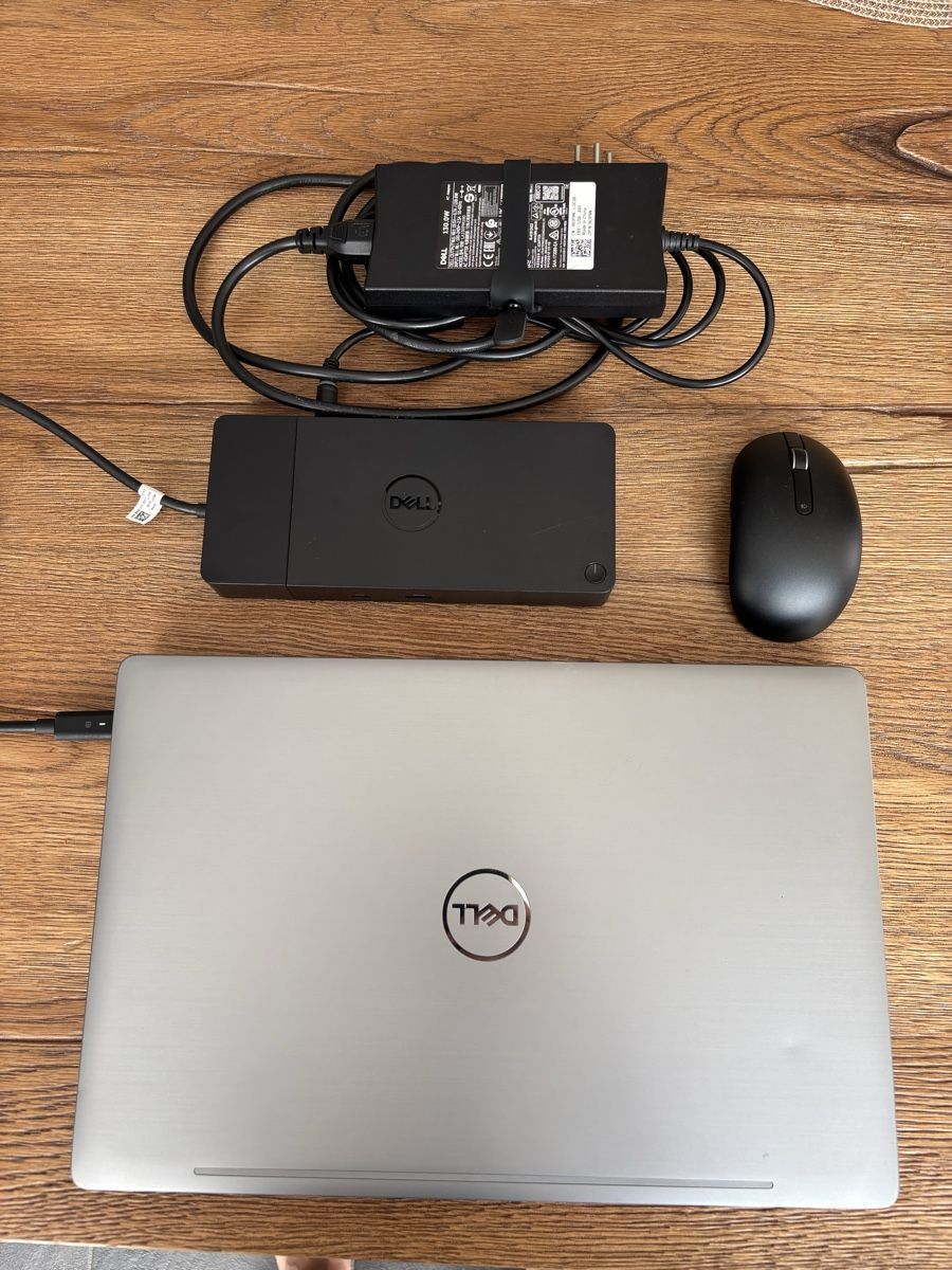Dell Notebooks: Dell 5500 mit Docking Station – Gebraucht aus La Tour-de-Trême von ValGruyere 7