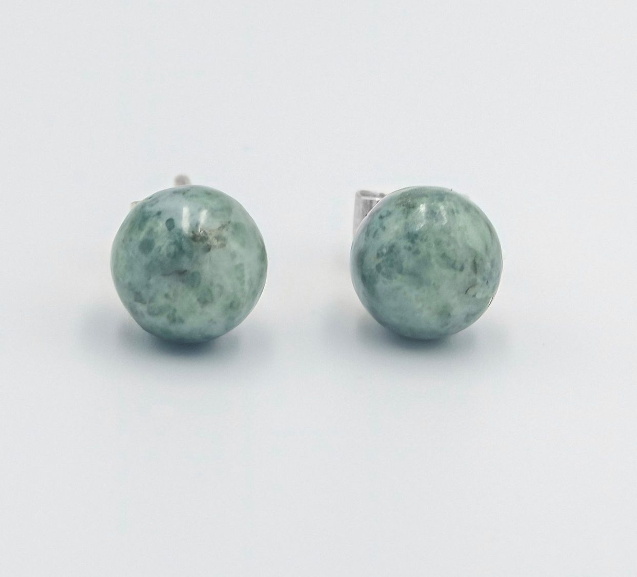 Orecchini pendenti & Orecchini a lobo: Ohrstecker aus Jade – Nuovo e nell'imballaggio originale da Ruggell venduto da JadeShop