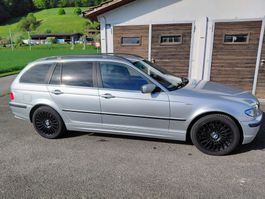 BMW 330xi Touring E46