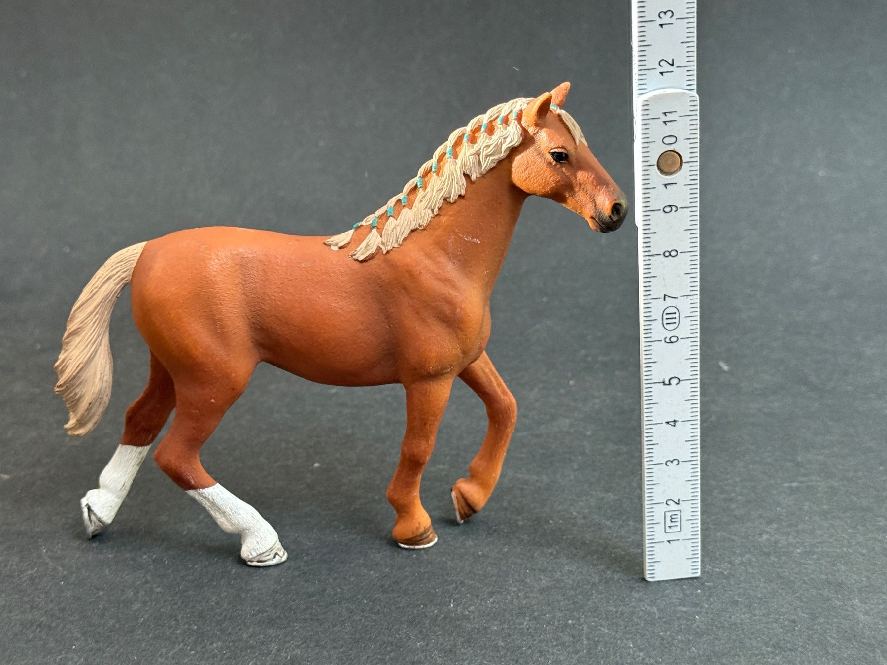 Schleich Statuette: Schleich Englisches Vollblut Stute Pferd – Usato da Ennetbaden venduto da mapa05 2