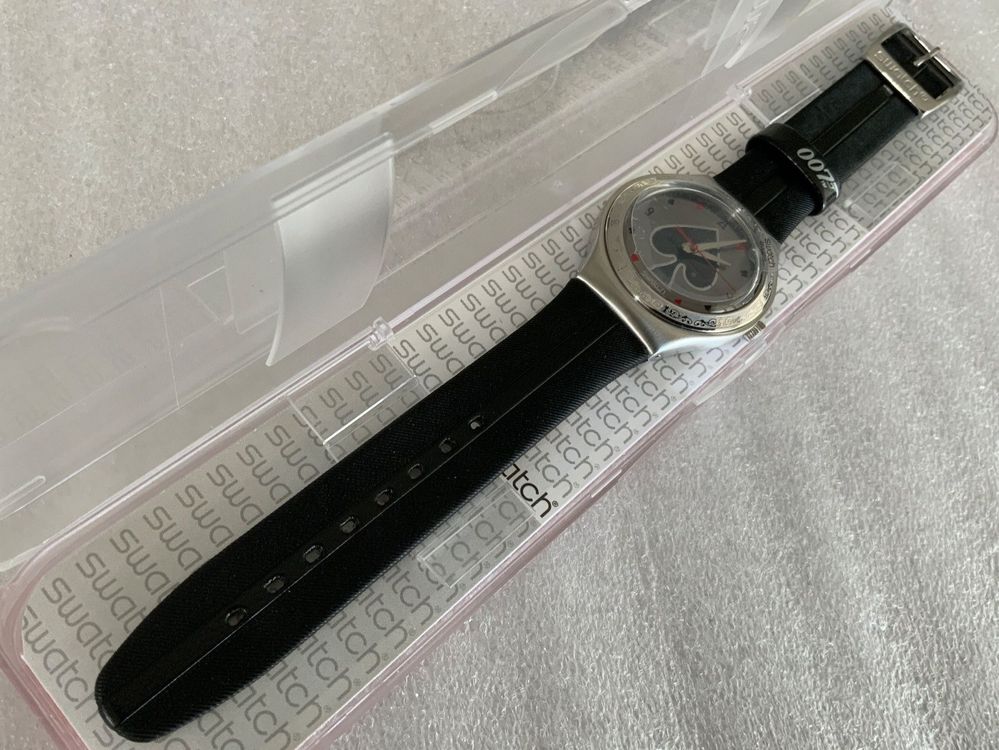 Swatch Montres: Swatch 007 Irony Big LE CHIFFRE / CASINO ROYALE - ungetragen – Neuf avec emballage d'origine à Wettswil par rotonda 7