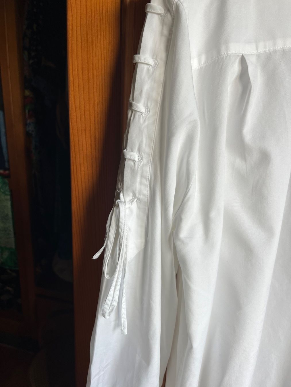 Max Mara Camicette: Weiße Max Mara Bluse 46. – Usato da Saanen venduto da SoniaMichaela 5