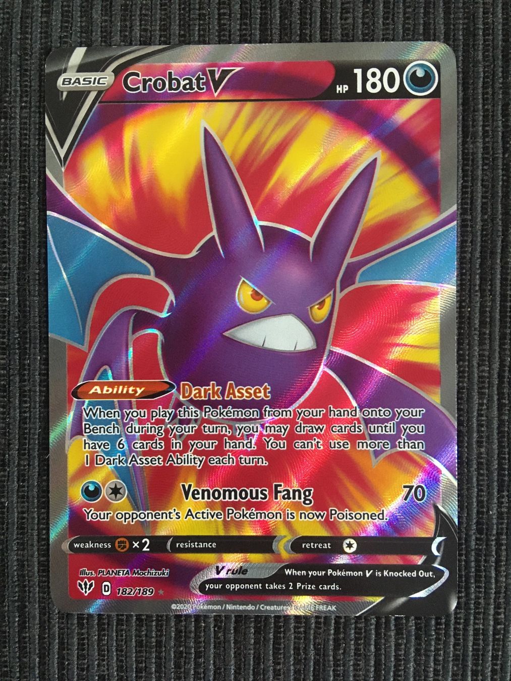Pokémon Carte collezionabili: Pokemon Crobat V Fullart Darkness Ablaze EN – Nuovo (secondo la descrizione) da Wabern venduto da Collectfun