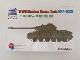 Bronco Kit WWII Russian Heavy Tank KV-122, 1:35 - NEU + TOP!