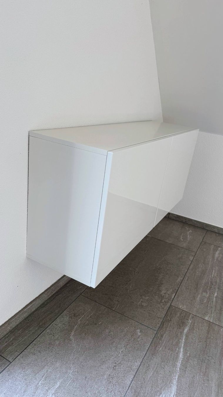 Scaffali: Wandhängendes Sideboard – Exemplar 3 – Usato da Wettingen venduto da Rosalie88 2
