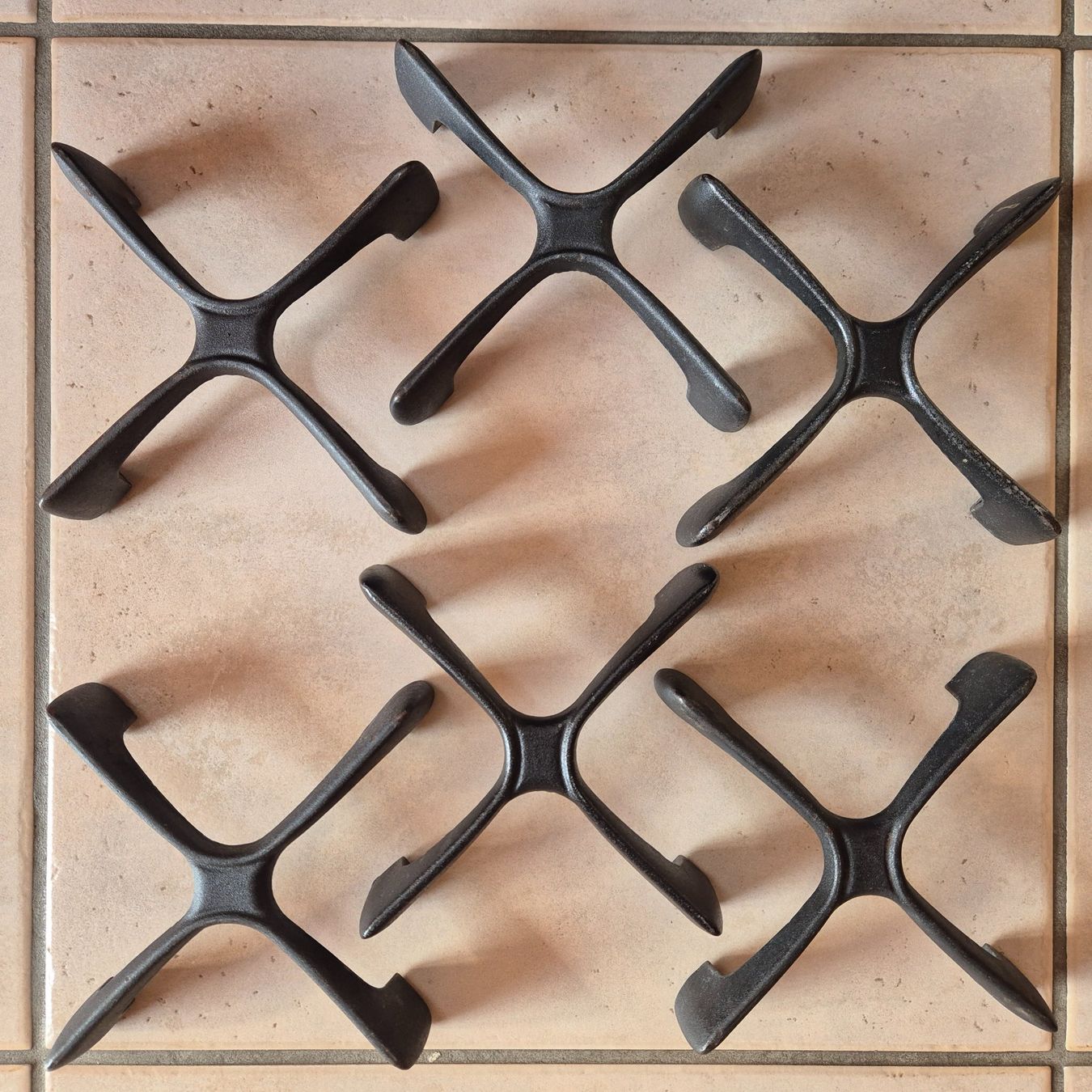 Altro in Decorazioni & Accessori: Grille, support 3546141031 pour table de cuisson, cuisinière – Usato da Chêne-Bourg venduto da Ues2000 2