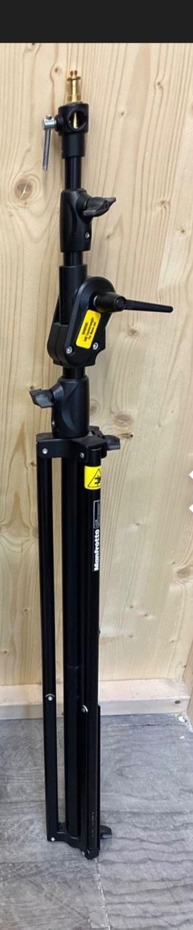 Manfrotto Treppiedi & Teste: Manfrotto 420B Stativ – Usato da Fribourg venduto da waves55