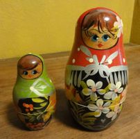 Matrjoschka (Babuschka) Puppen aus Holz, 7-teilig und 5-teil