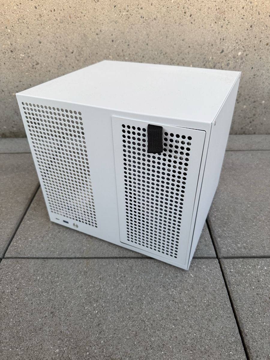 Custodie: Sagittarius NAS Case – Nuovo (secondo la descrizione) da Zürich venduto da aralex1