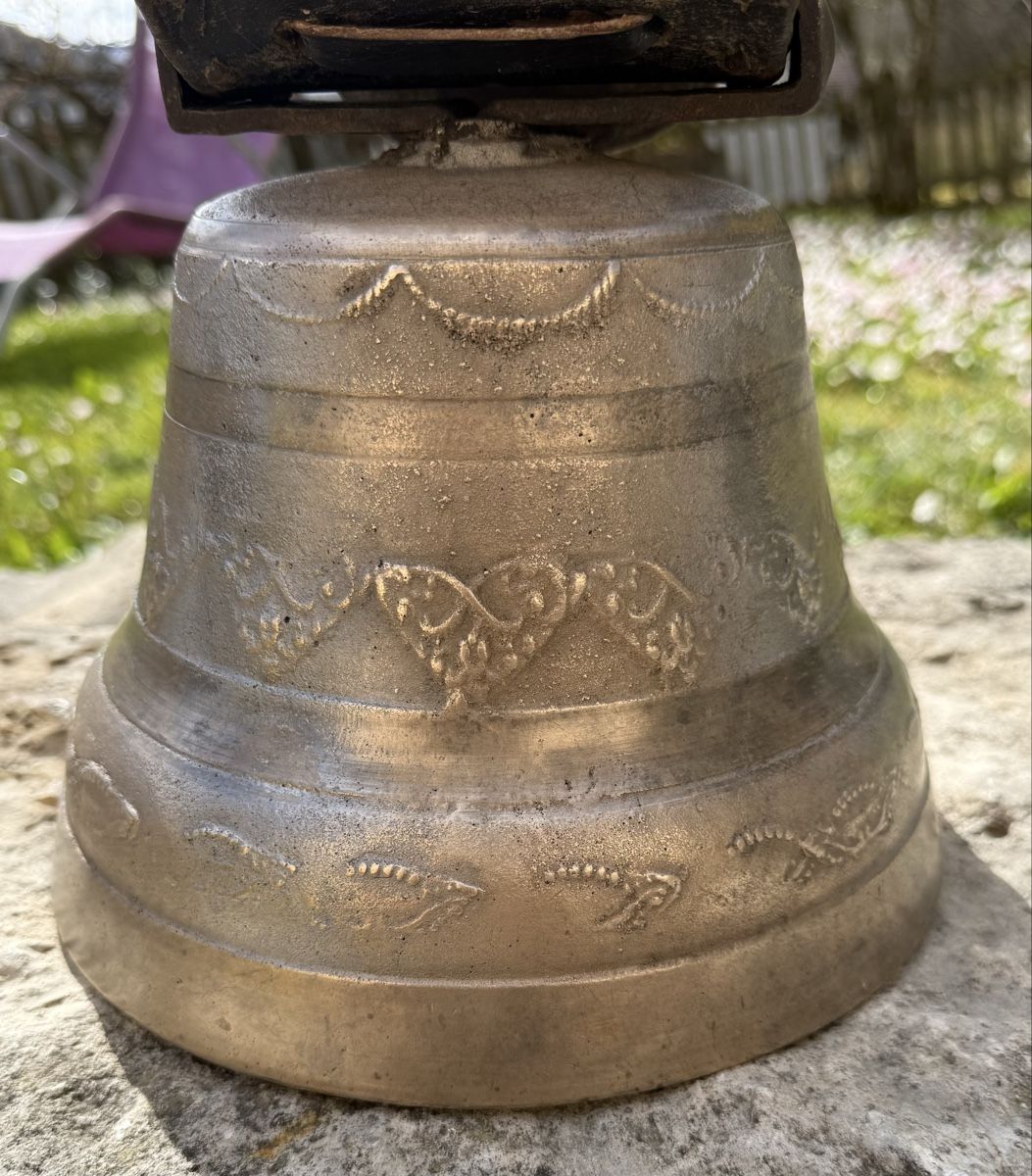 Glocken & Treicheln: Kuhglocke – Gebraucht aus Frinvillier von Samsara77 1