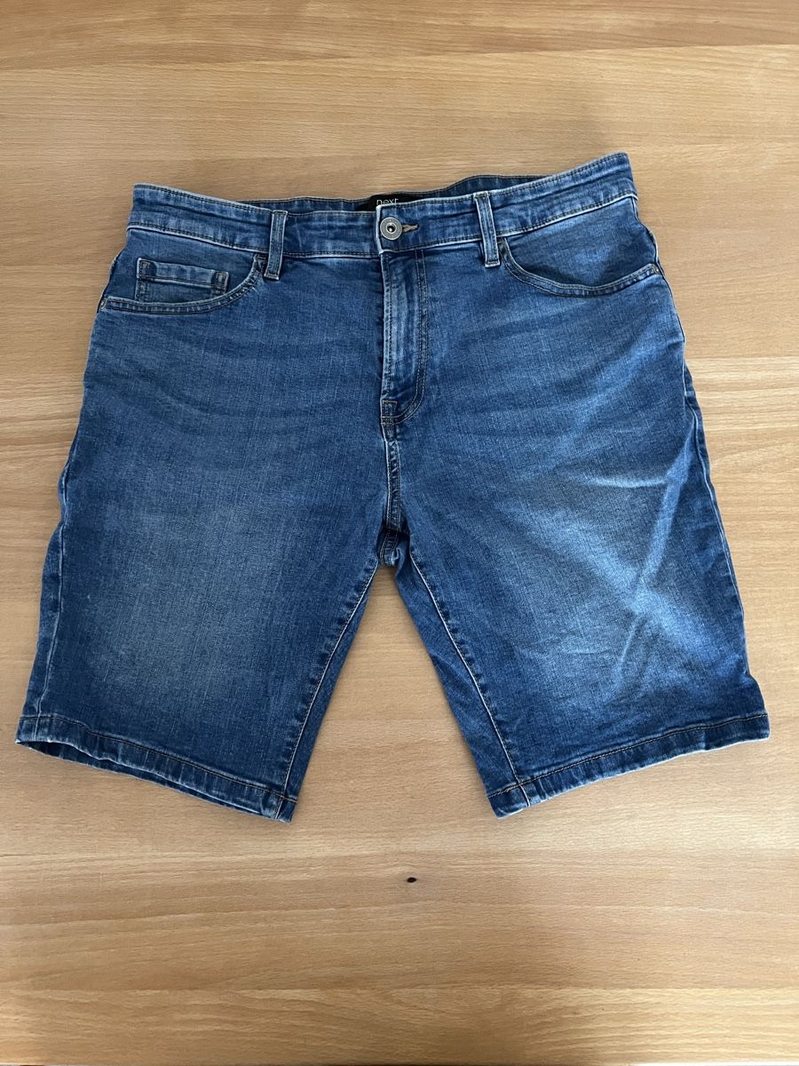 Jeans: 3 kurze Jeans Gr 34  – Usato da Mümliswil venduto da Soccerpat 6