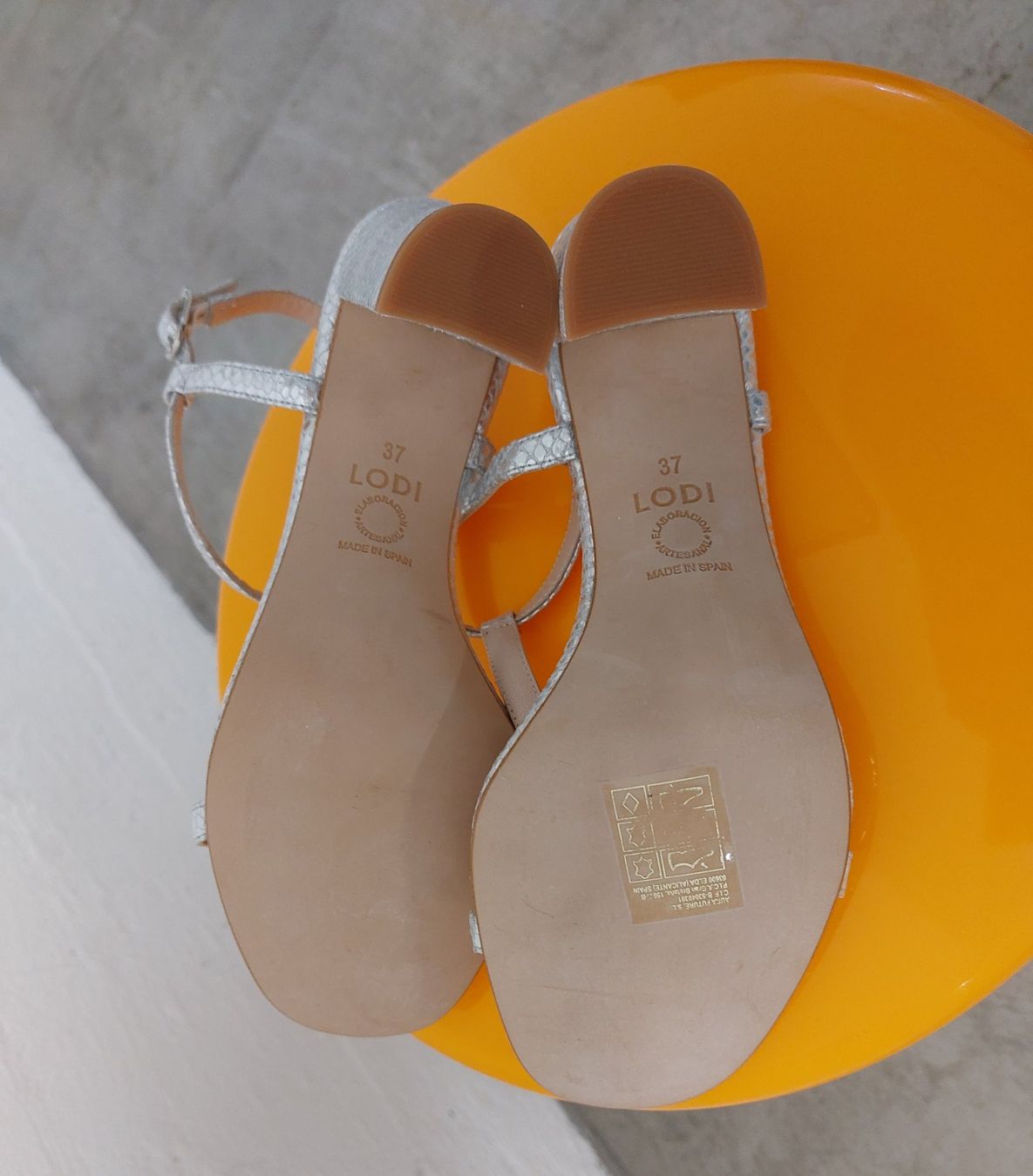 Damenschuhe: LODI T-Strap Snake Silber Sandalette NEU – Neu und originalverpackt aus Zürich von 300SLR 7