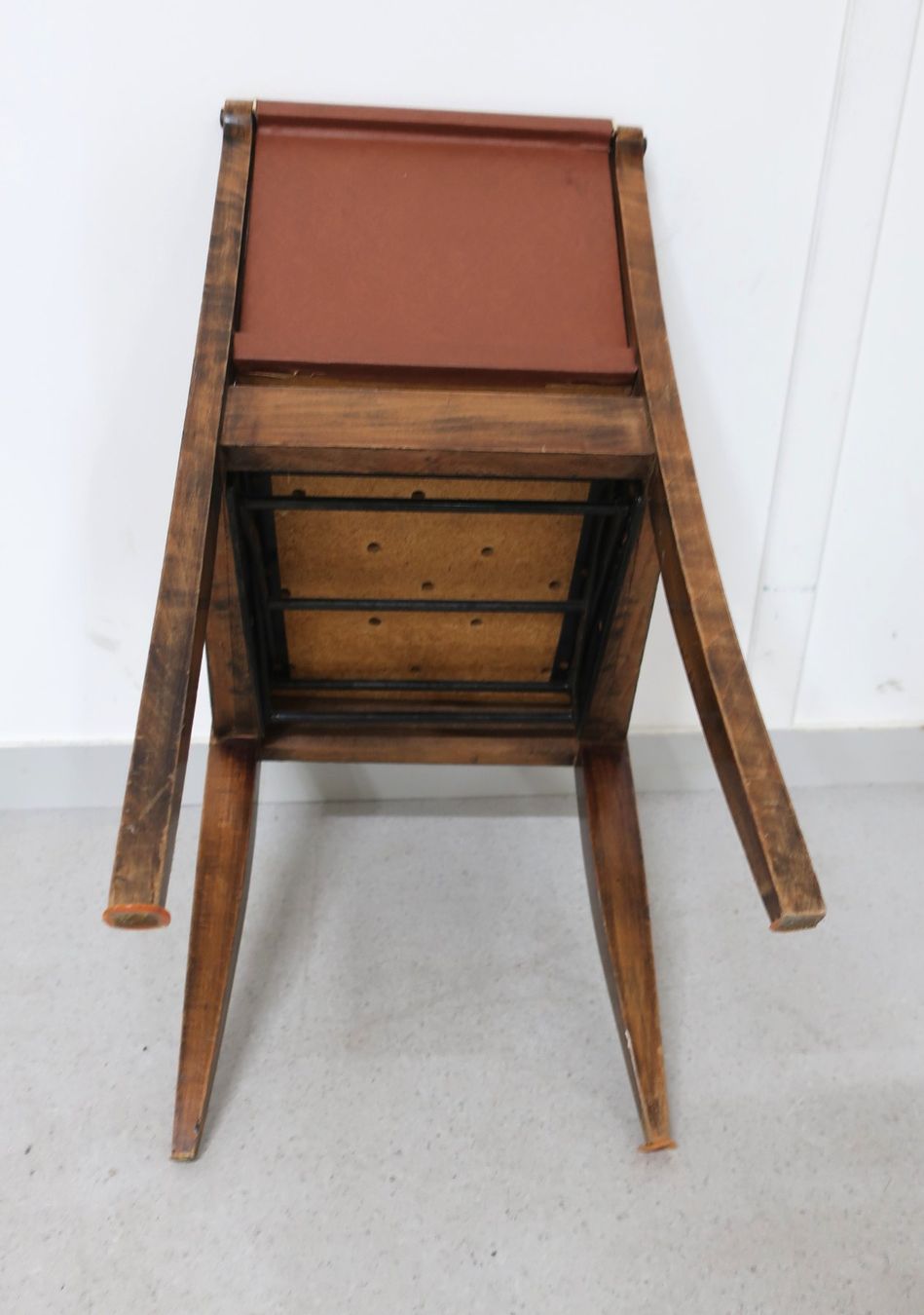 Hocker: Vintage-Klavierhocker aus den 1950er – Gebraucht aus Volketswil von brockipfannenstil 4