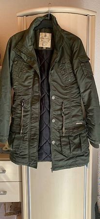 Coole Winterjacke in Gr. S