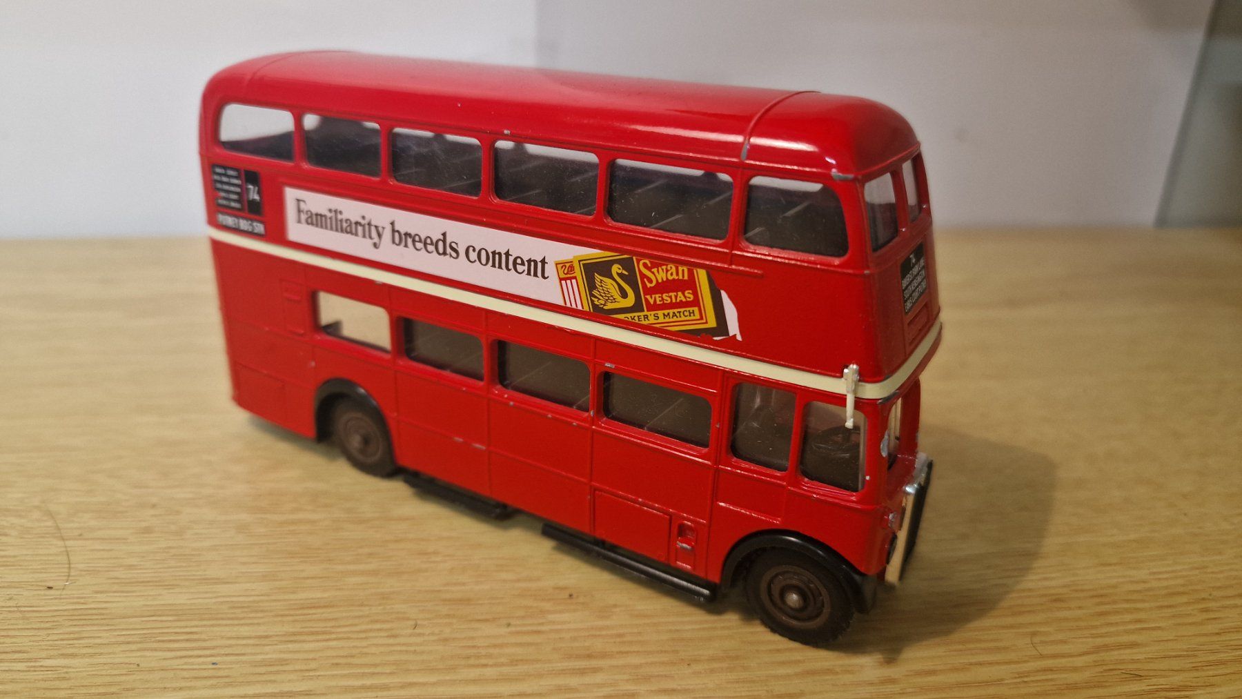 Solido Voitures modèles: Modellauto 1/50, AEC Double Decker, rot – D'occasion à Weisslingen par and-lo73 1