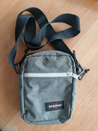 Umhängetasche klein Eastpak