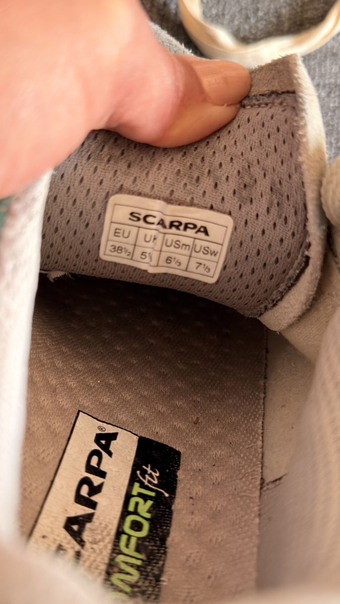 Scarpa Scarpe da donna: Scarpa AQUA femme taille 38.5 – Usato da Bulle venduto da LeMoleson 7