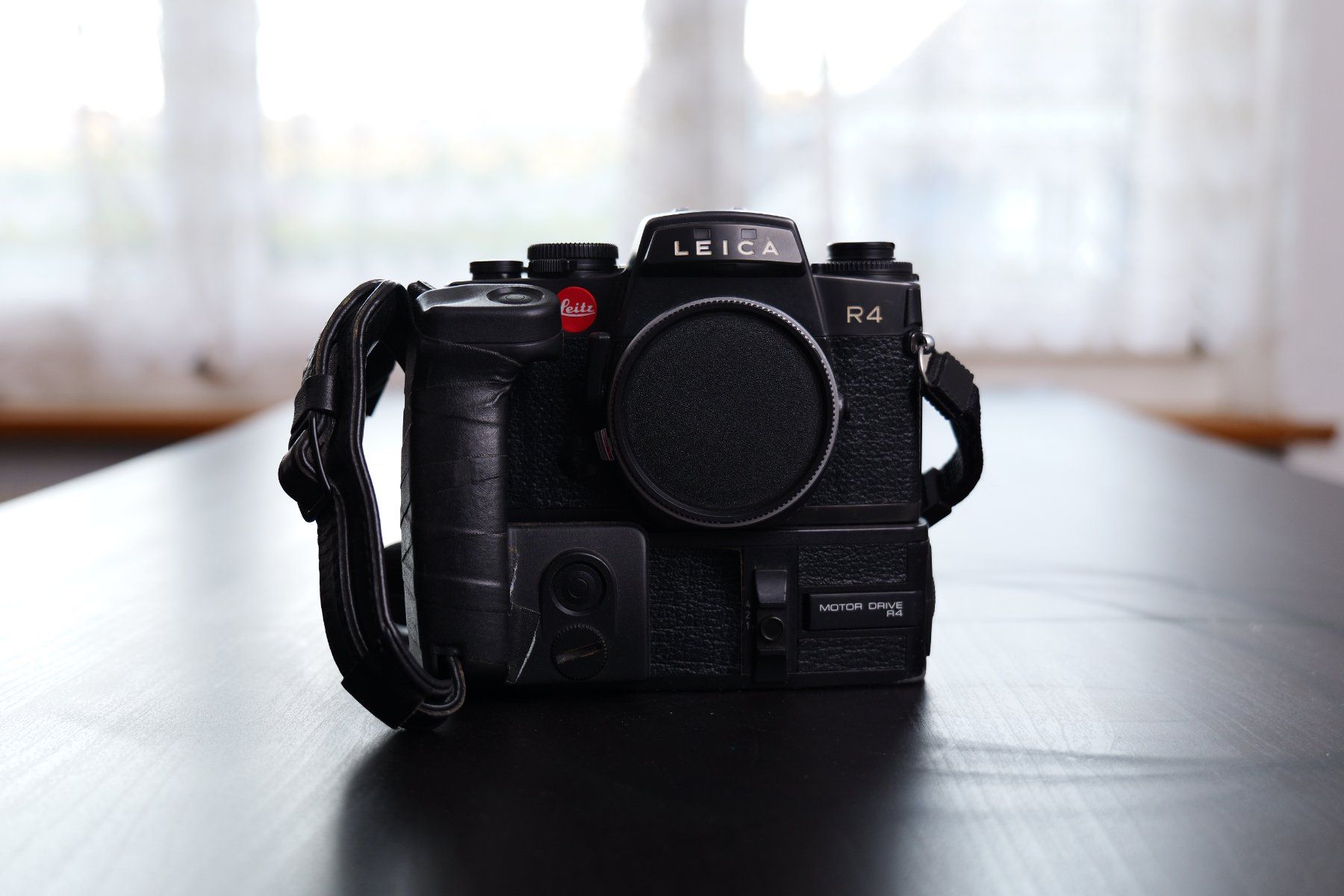 Leica Appareil photo: Leica R4 + Zubehör – D'occasion à Tecknau par LevinLaufmann 2