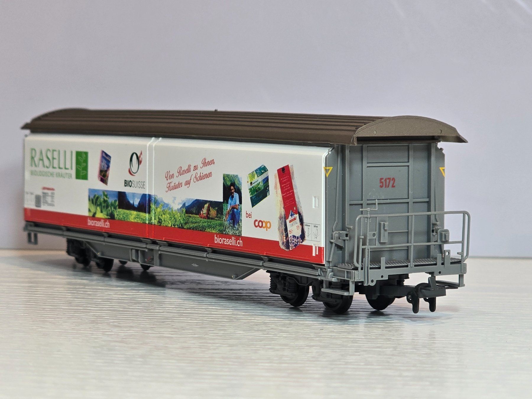 Bemo Modellini di ferrovie: Bemo, 2288142, RhB, Schiebewandwagen, Raselli, Neu – Nuovo e nell'imballaggio originale da Kloten venduto da Nicola2 4