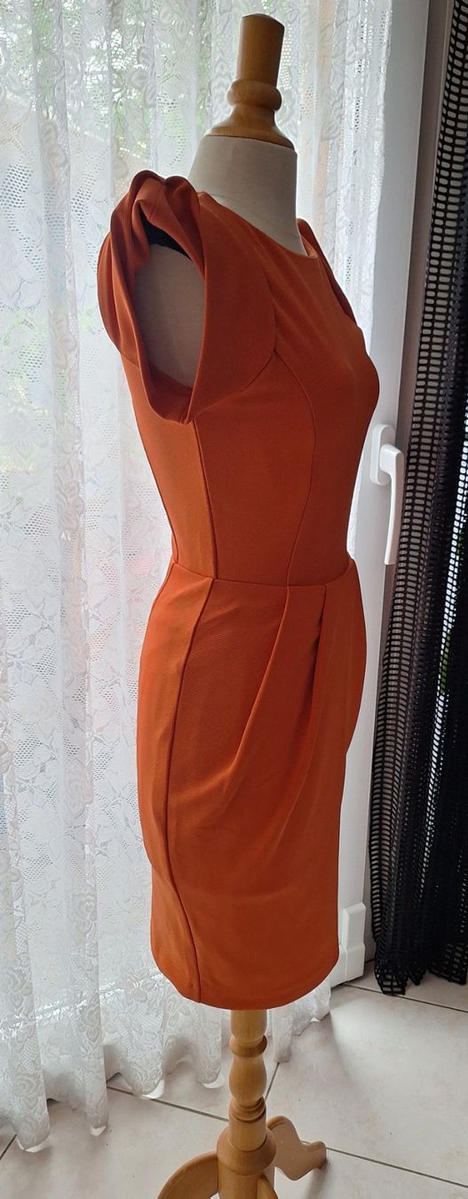 Kleider: Robe orange 38 – Gebraucht aus St-Triphon von Jldr0 1