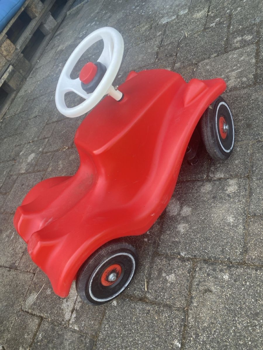Veicoli per bambini: Rotes Bobby-Car für Kinder – Usato da St. Gallen venduto da Msgoethe 3