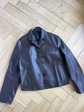 Veste chocolat faux cuir Mango