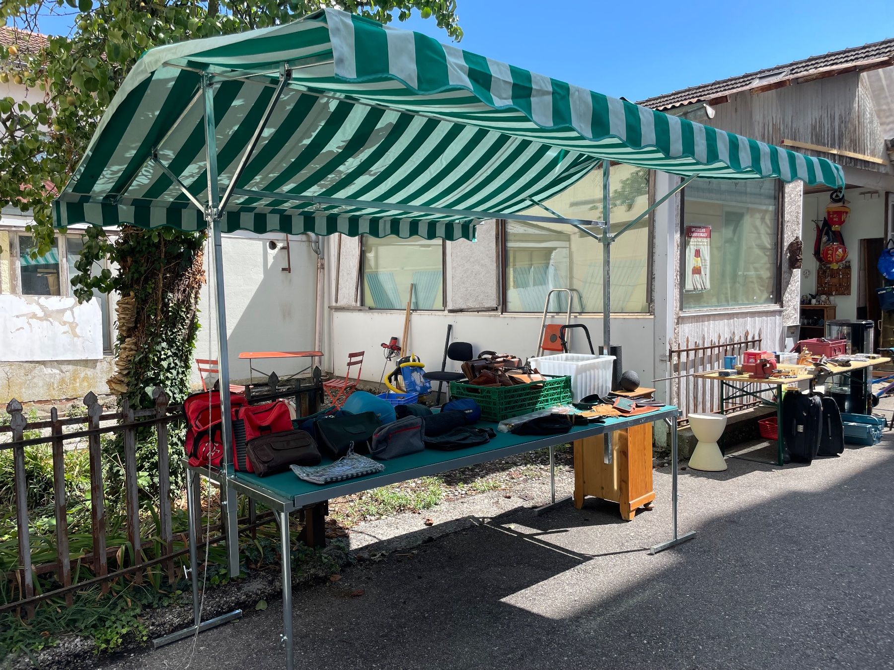 Sonstiges für Firmenanlässe & Parties: Marktstand – Gebraucht aus Biel/Bienne von Rothar 5