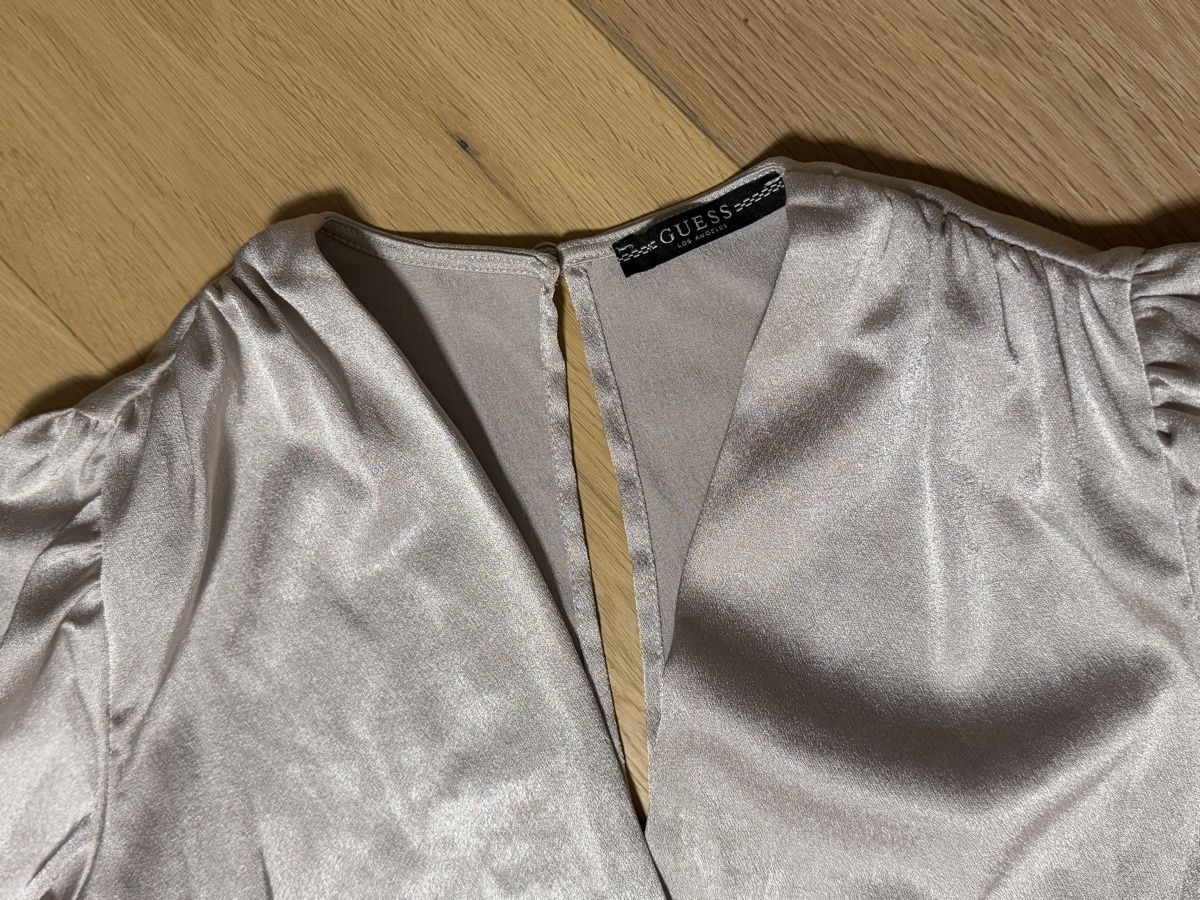Guess Kleider: Guess Kleid Silber - S – Gebraucht aus Wetzikon ZH von dor_rmq2 1