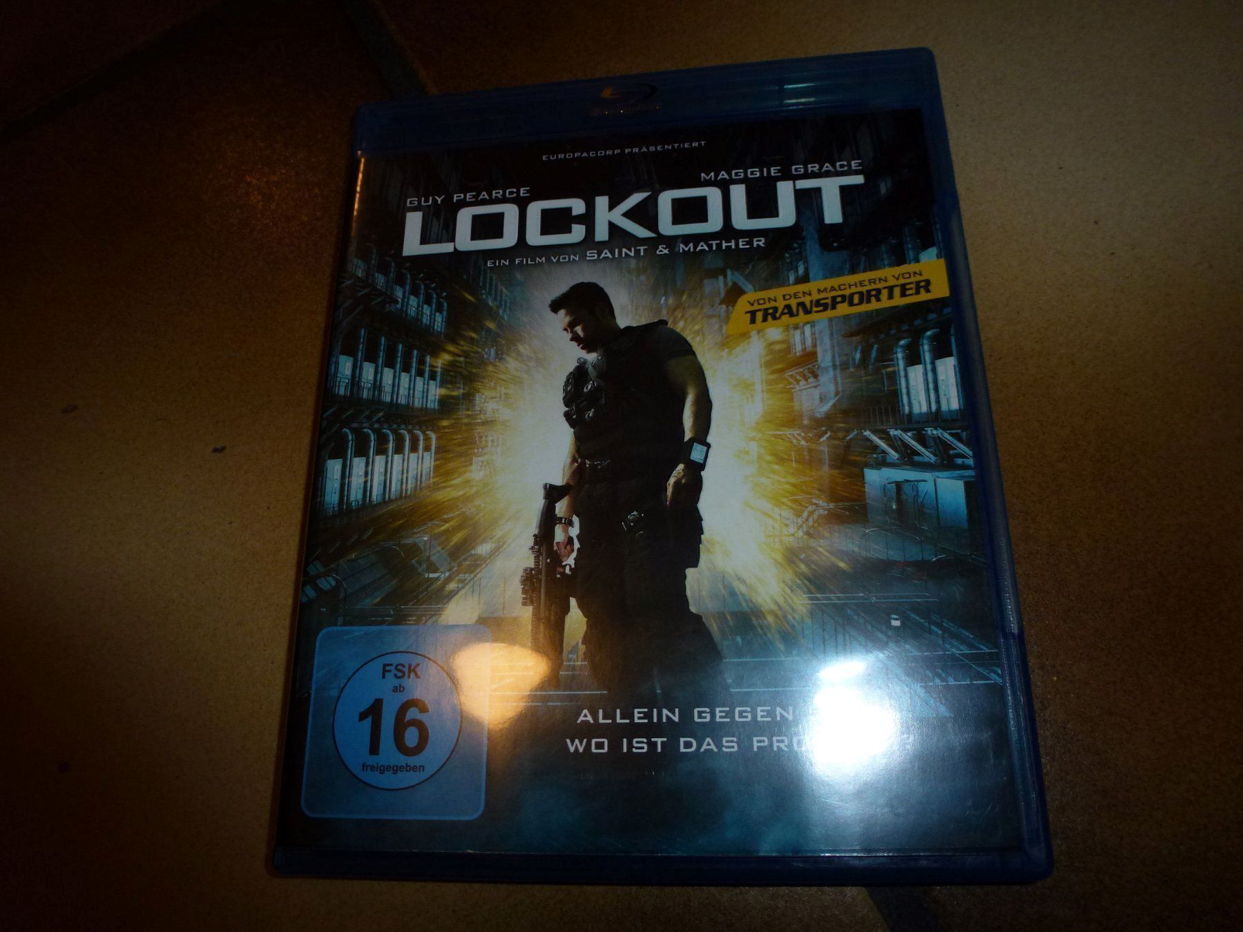 Alle DVDs: Lockout BLU-RAY – Gebraucht aus Olten von Disc-Verkauf