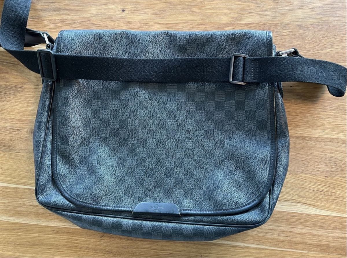 Louis Vuitton Borse: Louis Vuitton Bag – Usato da Aesch LU venduto da Natallina