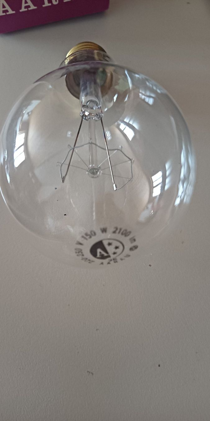 Lampen: 150Watt Glühbirne NOS. – Gebraucht aus Mittelhäusern von Steigerer3 2