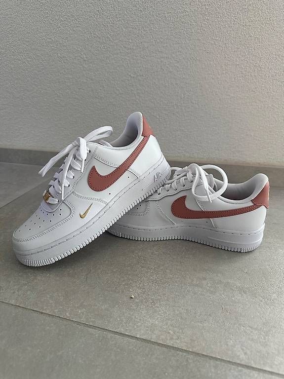 Chaussures femmes: Nike Air Force Gr.38 – Neuf avec emballage d'origine à Safnern par cel_56vx 1