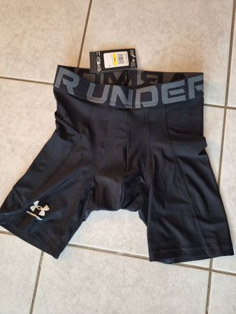 Under Armour Kompressionsshorts schwarz Grösse M neu