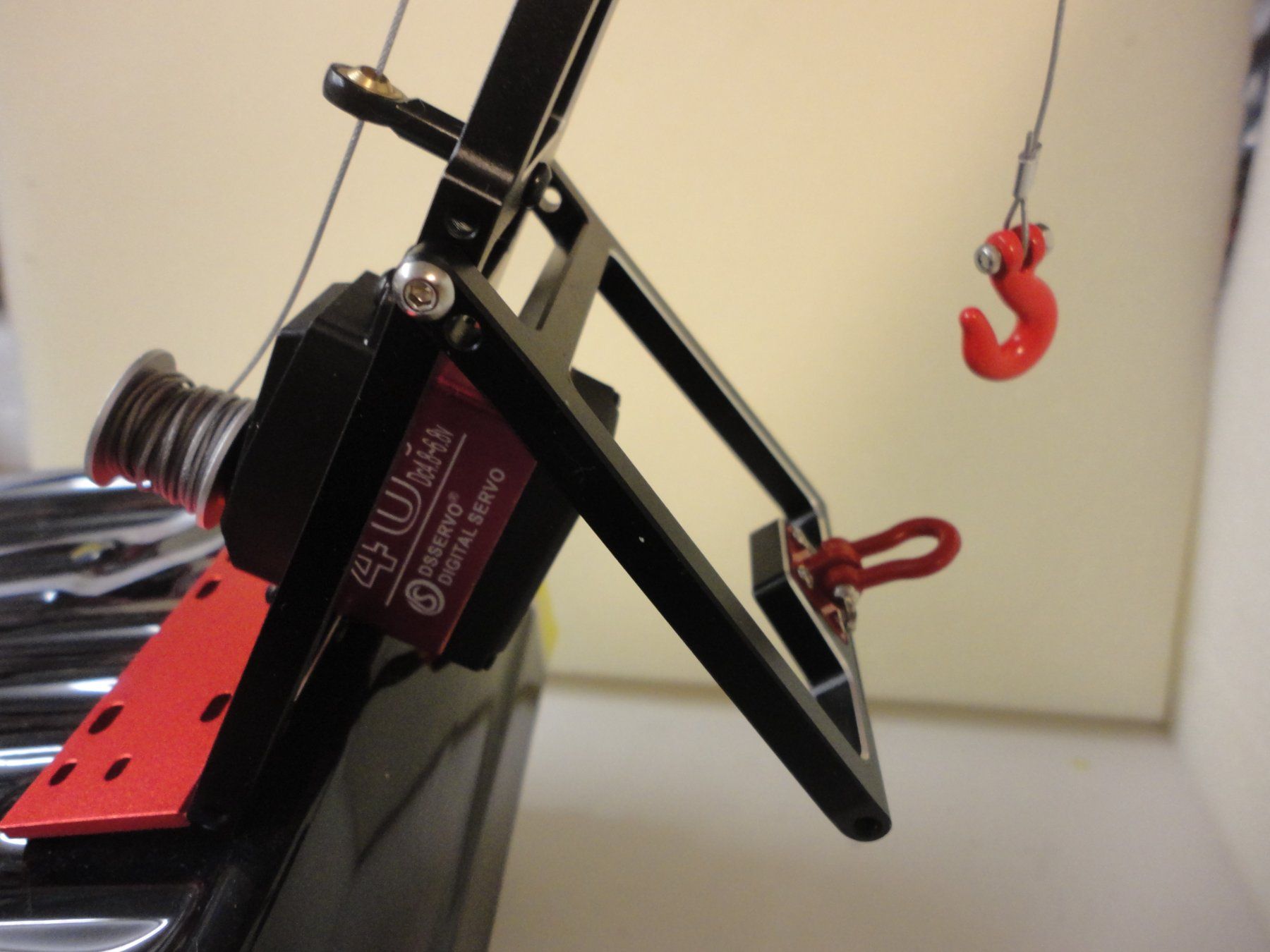 Autre stockage et transport: RC Modellbau Kran / Winde, Neu, – Neuf avec emballage d'origine à Horgen par RcModell 3