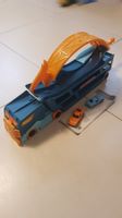 Hot Wheels Lastenzug Spielzeug mit 2 Autos gebraucht
