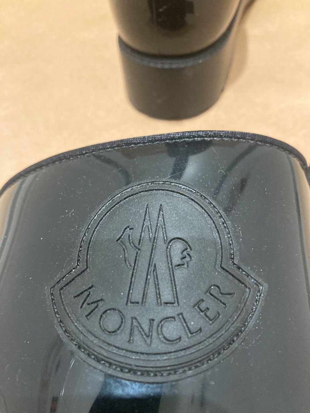 Moncler Scarpe da donna: Moncler stivali pioggia no 36 – Usato da Paradiso venduto da Kayakara 5