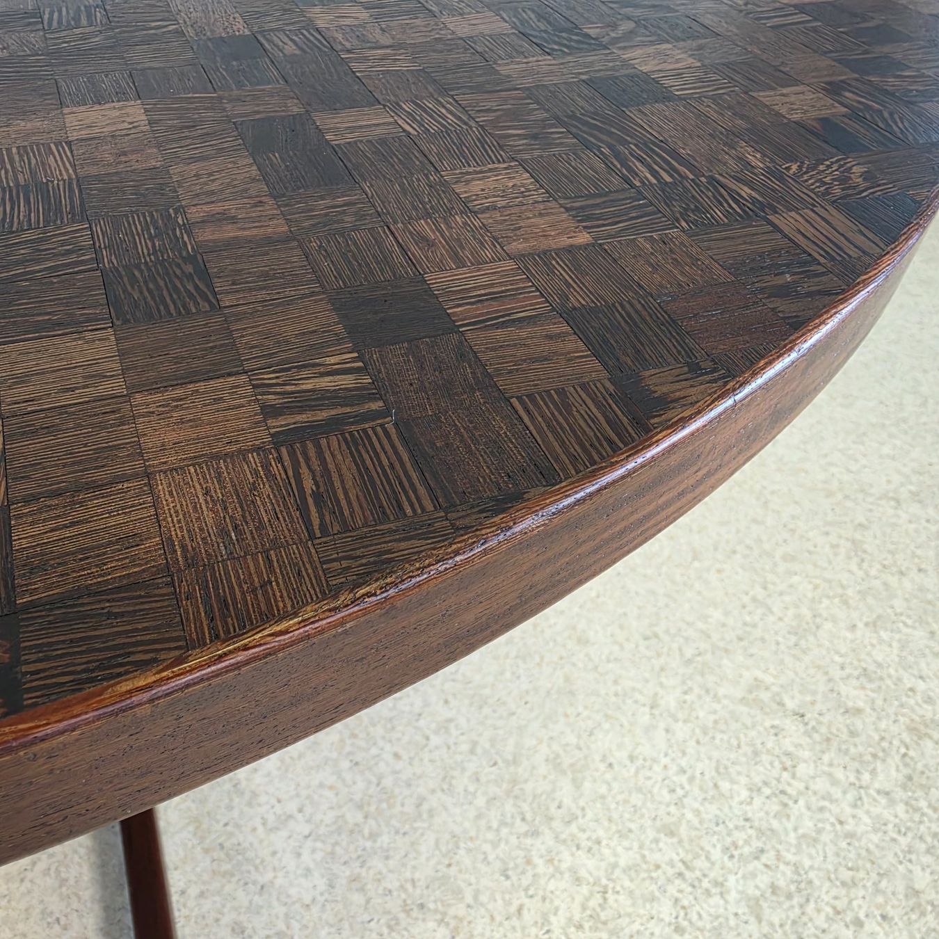Tables: Idealheim Basel Esstisch Wengen Mosaik Tisch Dining Table – D'occasion à Nottwil par Wondewa-Shop 7