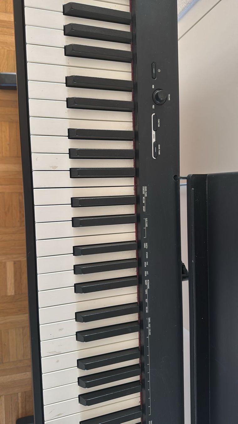 Casio Musikinstrumente: Casio Elektro Klavier  – Gebraucht aus zürich von Rosa1515 2
