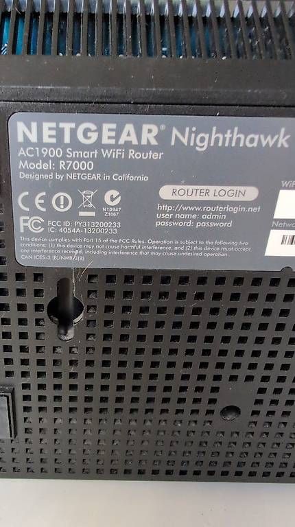Netgear Modem & Router: Routeur Wifi NETGEAR Nighthawk – Usato da Montet / Glâne venduto da Van2009 2