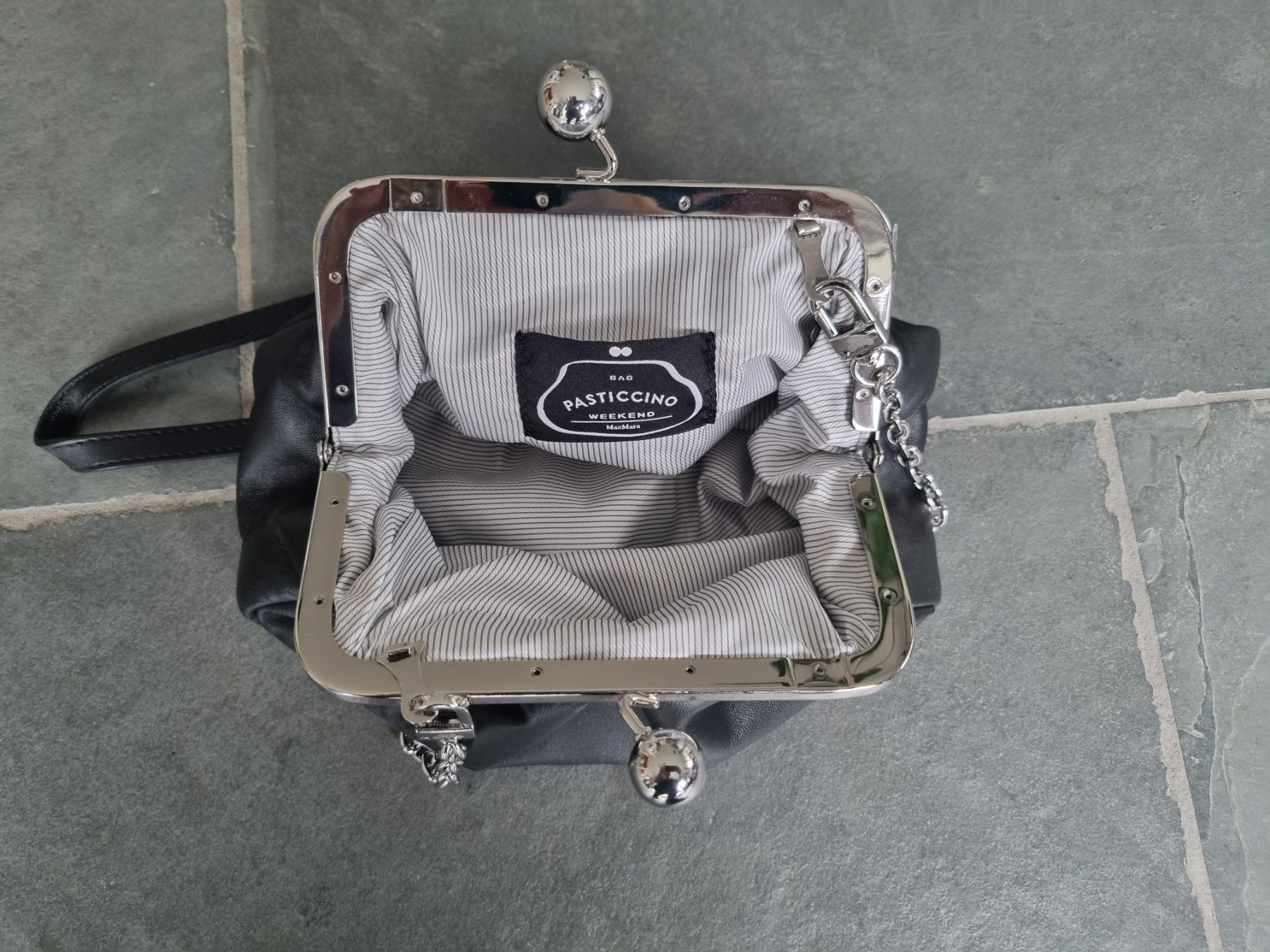 Max Mara Borse da donna: Original Max Mara Handtasche, schwarz,  Leder – Nuovo (secondo la descrizione) da Elfingen venduto da koala99 1