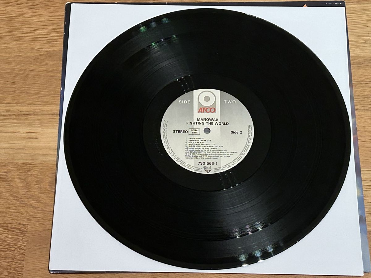 Schallplatten: MANOWAR. 1987. Fighting The World – Gebraucht aus Faulensee von Mizuno06 3