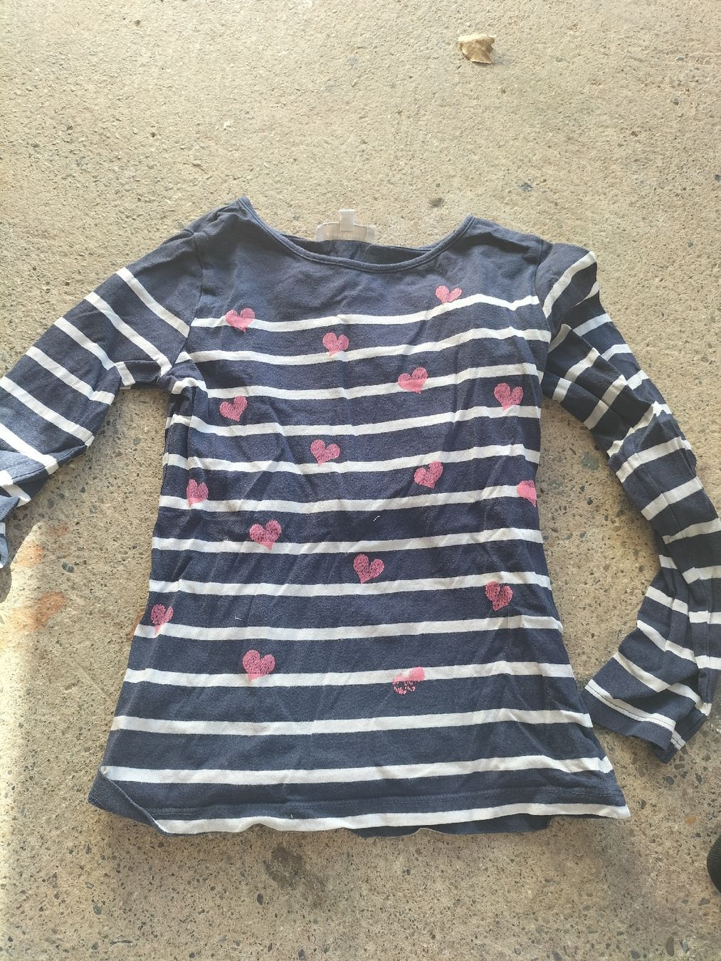Pulls et sweat-shirts: pull fin 128 – D'occasion à Gillarens par Emy_28