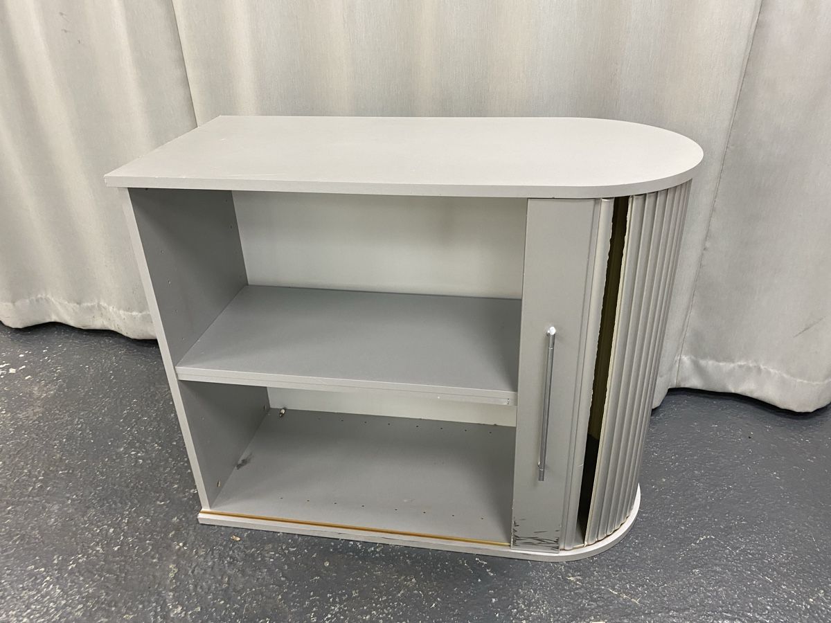 Armoires: Aktenschrank  – Défectueux à Hägglingen par Karin0802 3