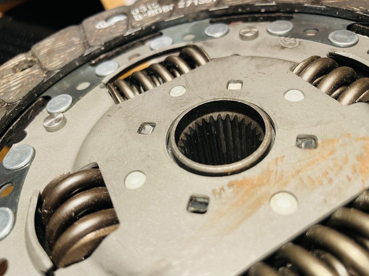 VW Tutti pezzi di ricambio auto: Kupplung neu – Nuovo (secondo la descrizione) da Pfäffikon SZ venduto da Jaguar81 7
